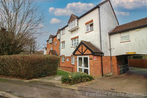 Redwood Close, South Oxhey 2 bed flat for sale