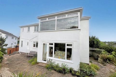 Daylesford Close, Whitecliff, Poole... 2 bed apartment for sale