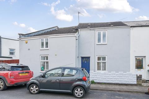 Exmouth Street, Leckhampton... 2 bed terraced house for sale