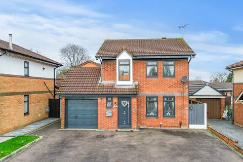 Beaumont Avenue, St. Helens, WA10 3 bed detached house for sale