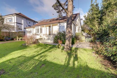 Arundel Road, Worthing 5 bed detached house for sale