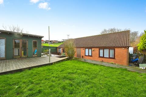 The Meadows, Mansfield NG21 3 bed detached bungalow for sale