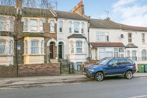 Barking Road, Plaistow 2 bed flat for sale