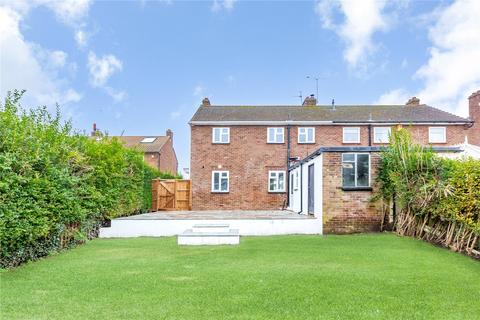 All Saints Close, Doddinghurst... 3 bed semi