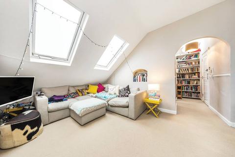 Fulham Park Gardens, Fulham, London, SW6 2 bed flat for sale