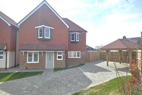 Upper St Michaels Road, Aldershot 4 bed detached house for sale