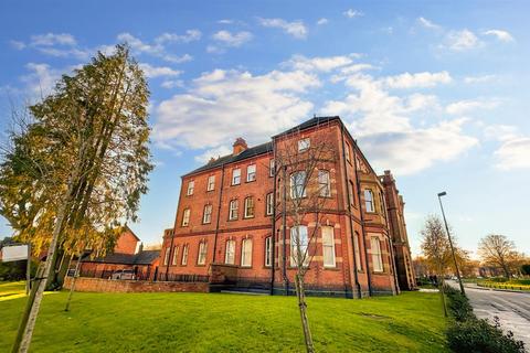 Willow Road, Birmingham B30 1 bed apartment for sale