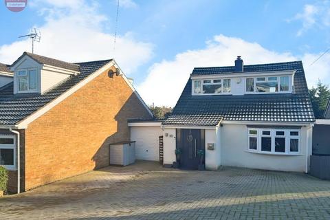 Keepers Close, Drakes Broughton... 4 bed link detached house for sale