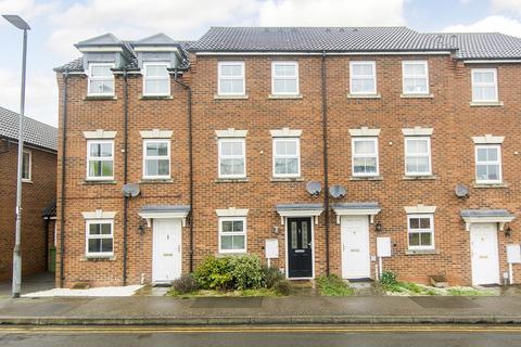 Lathkill Street, Market Harborough 3 bed townhouse for sale