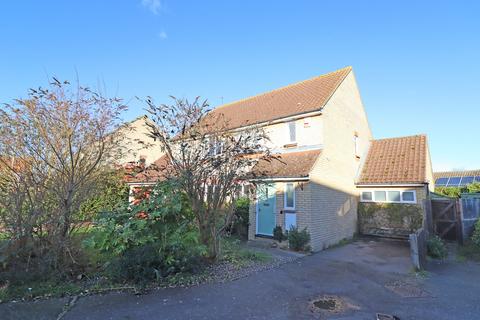 Collingwood Fields, East Bergholt 3 bed semi