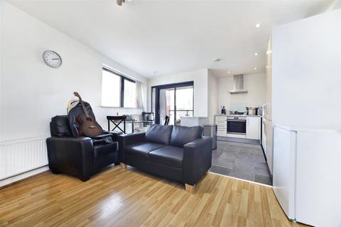 Park View Court, Canary Wharf E3 2 bed apartment for sale