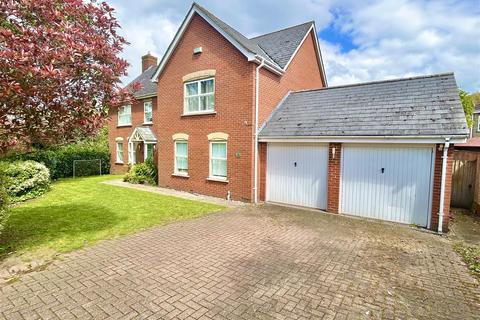 Washall Drive, Great Notley, Braintree 5 bed detached house for sale