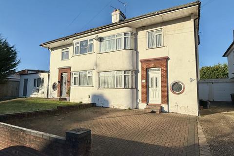 Woodmere Avenue, Watford, WD24 3 bed semi