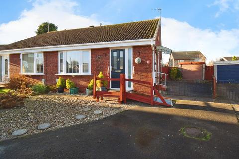2 bedroom semi-detached bungalow for sale