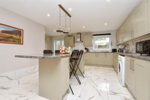 Westminster Avenue, Thornton Heath... 4 bed semi