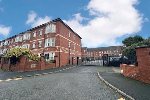 Russell Place, Sale 2 bed flat for sale