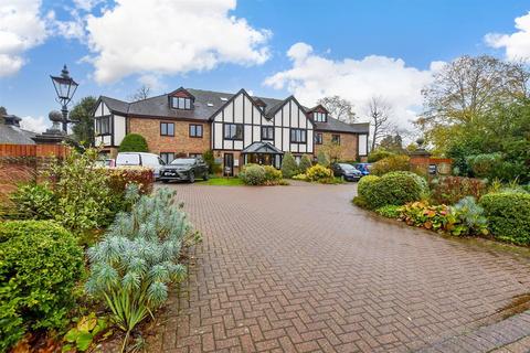 Wray Park Road, Reigate, Surrey 1 bed flat for sale