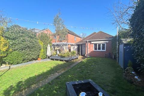 Fareham Road, Gosport PO13 4 bed detached bungalow for sale