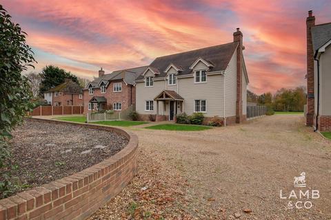 Heath Road, Tendring CO16 4 bed detached house for sale