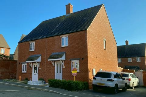 Simplex Way, Roade, Northampton, NN7 2QR 3 bed semi