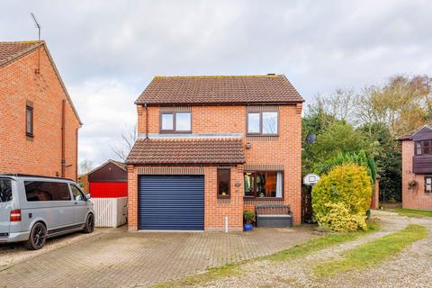 Belvoir Avenue, York YO41 3 bed detached house for sale