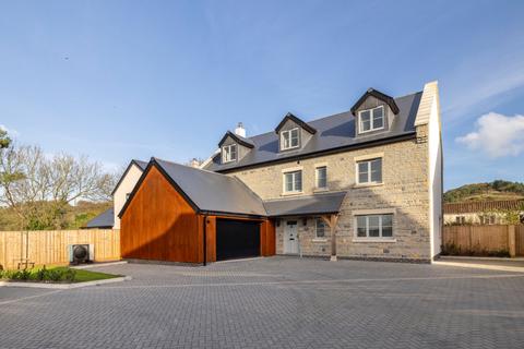 3 The Barns, Compton Dundon TA11 5 bed detached house for sale