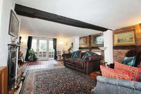 Barn Street, Marlborough, SN8 4 bed townhouse for sale
