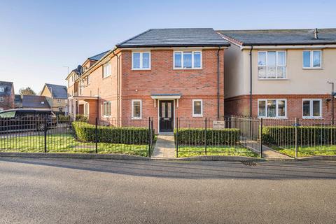 1 bedroom ground floor flat for sale