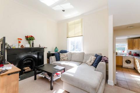 Anselm Road, West Brompton, London, SW6 1 bed flat for sale