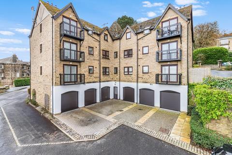 Ghyll Mews, Parish Ghyll Road... 2 bed flat for sale