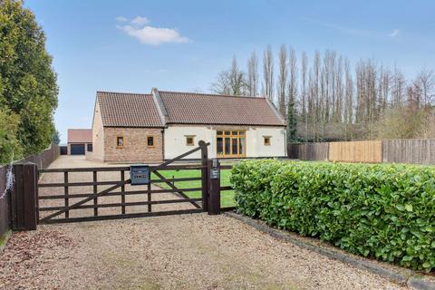 179 Fridaybridge Road, Elm, PE14 4 bed barn conversion for sale