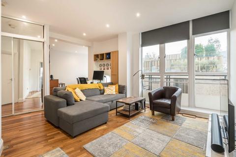 Bunhill Row, London EC1Y 1 bed flat for sale