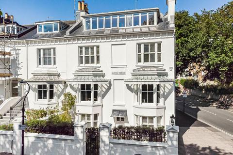 Clifton Terrace, Brighton BN1 5 bed end of terrace house for sale