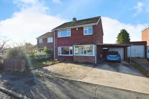 Larkin Avenue, Cherry Willingham 3 bed detached house for sale
