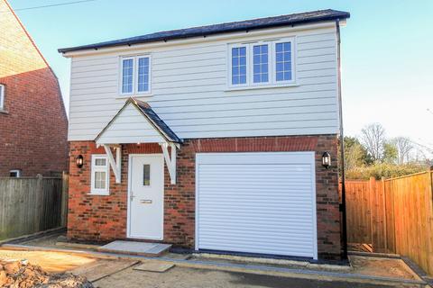 No Onward Chain New Build in Hartley 3 bed detached house for sale