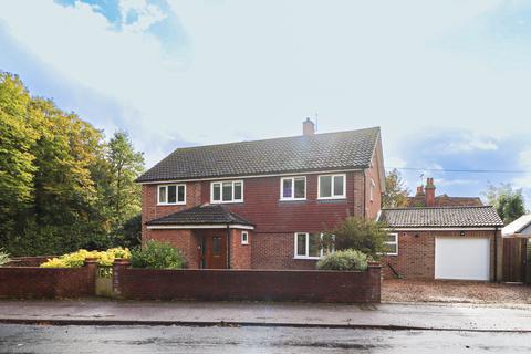 Bloomfield Road, Harpenden... 4 bed detached house for sale