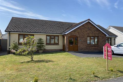 Waungoch, Upper Tumble, Llanelli 3 bed detached bungalow for sale