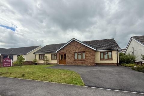 Waungoch, Upper Tumble, Llanelli 3 bed detached bungalow for sale
