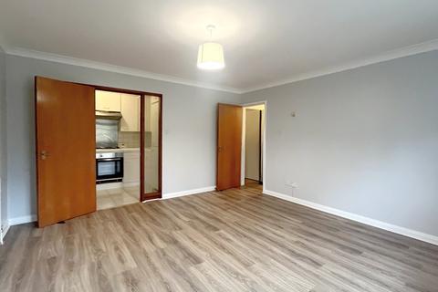Kingswood Drive, Sutton SM2 1 bed flat for sale