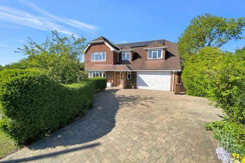 Aldington Frith, Ashford TN25 4 bed detached house for sale