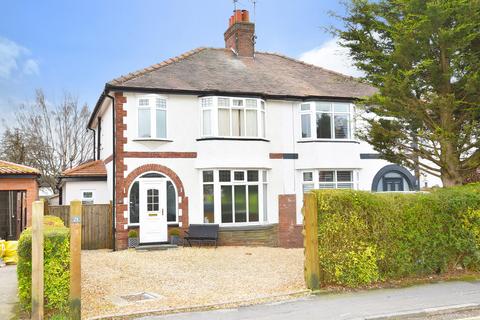 St Winifred's Avenue, Harrogate 4 bed semi