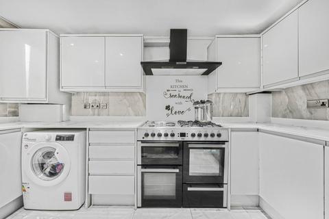 Pellatt Grove, London N22 3 bed terraced house for sale