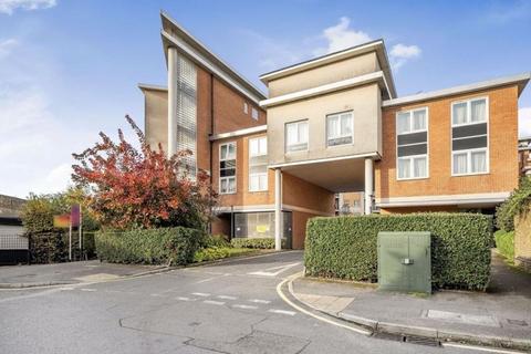 Stanley Road, Harrow 2 bed apartment for sale