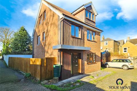 Park View, Kent CT11 4 bed detached house for sale