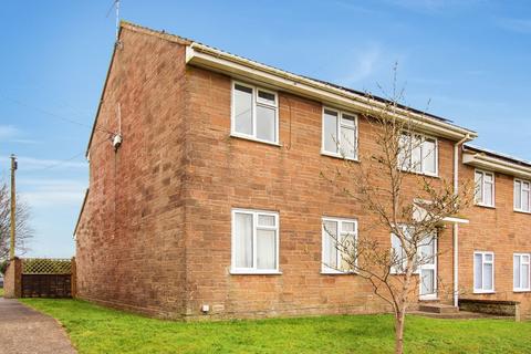 18 HIGHER BULLEN, BARWICK, YEOVIL 2 bed flat for sale