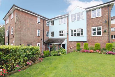 Heatherfield, Bolton, BL1 3 bed apartment for sale
