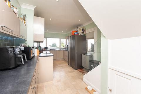 Walmers Avenue, Higham, Rochester, Kent 5 bed detached house for sale