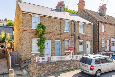 Wellington Street, Hertford SG14 2 bed terraced house for sale