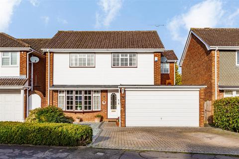 Chantry Avenue, Hartley DA3 4 bed detached house for sale
