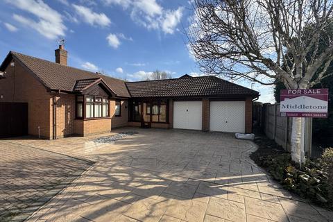 Galsworthy Crescent, Melton Mowbray 3 bed detached bungalow for sale